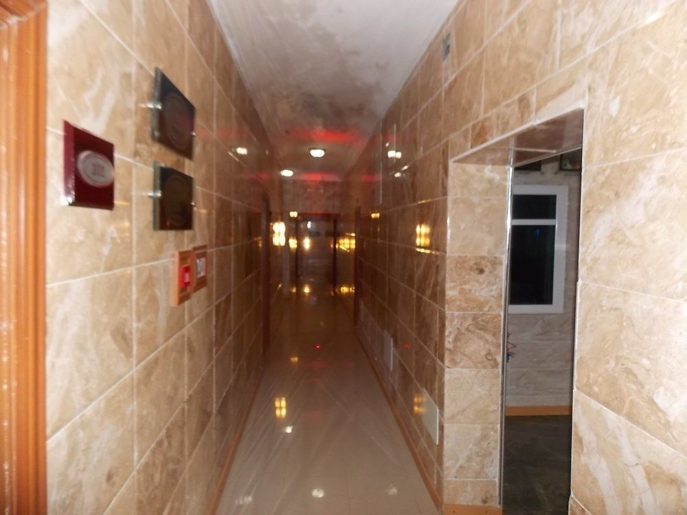 ดูบลินา สวีท Hotel Festac Town ภายนอก รูปภาพ