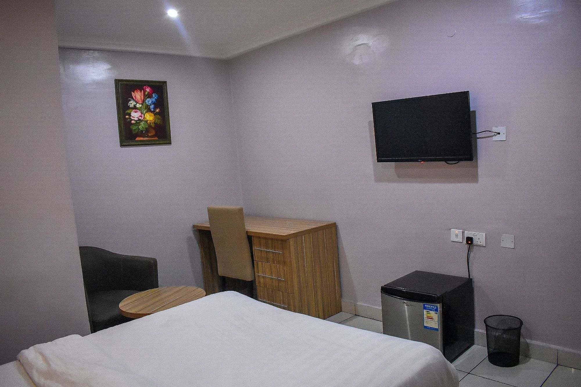 ดูบลินา สวีท Hotel Festac Town ภายนอก รูปภาพ
